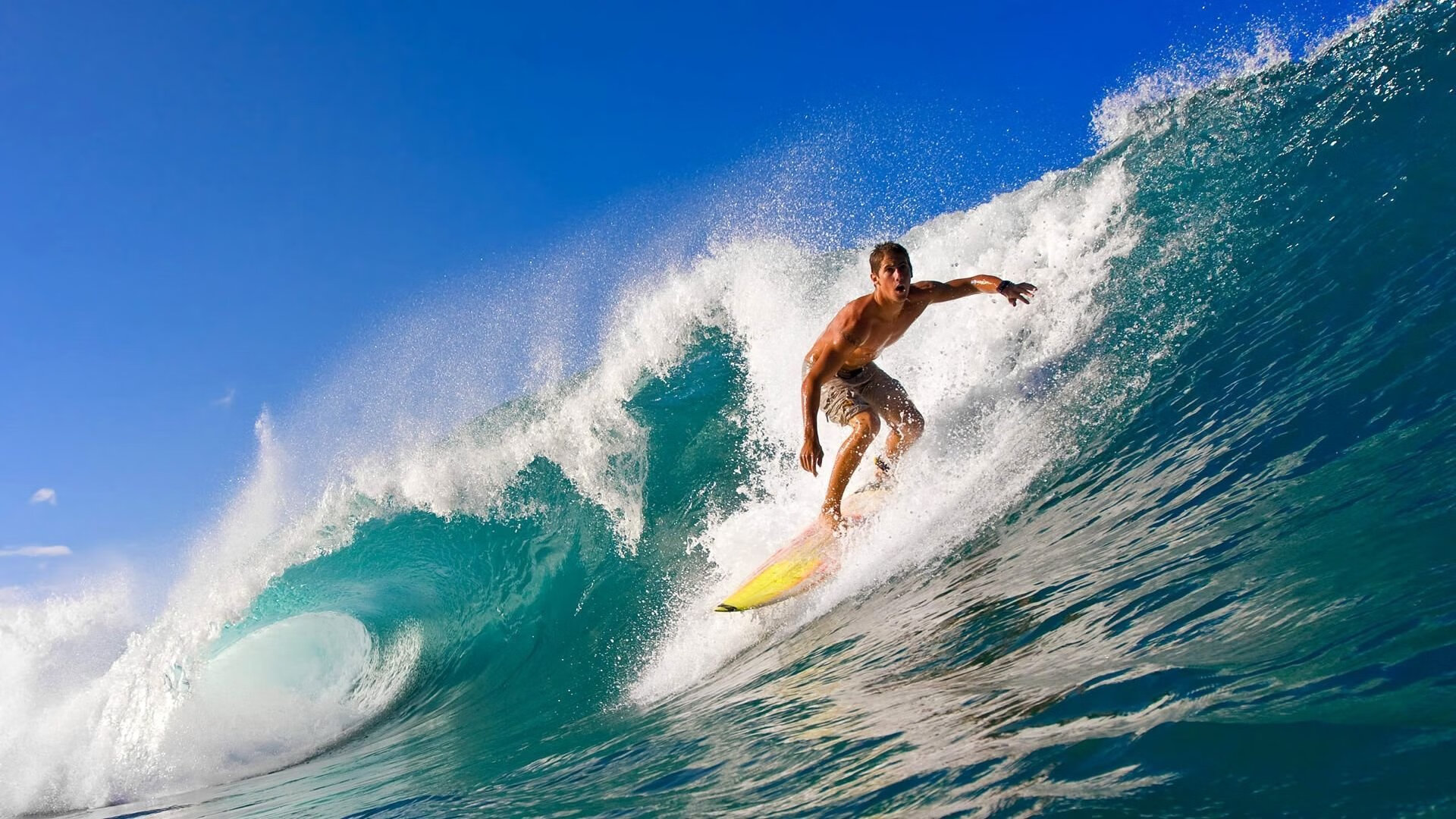 中超“鲁湘德比”山东泰山主场2比1逆转战胜长沙队展现底蕴